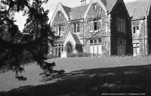 1940 - Bourne House SE